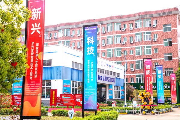 �ġ��ܾ͘I�������þ͘I����У���ĳ��L�h��Խ��Խ�ã�