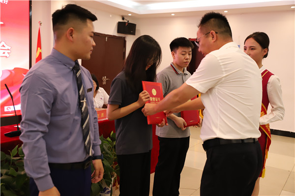 2位學姐重返母校,對話新生共談成長!