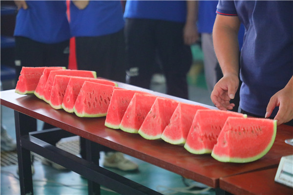 ���ϴ�ِ���ݣ�ͬ�W�����_�Ķ������Ļ����